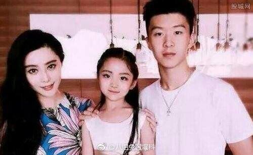 尖叫声！范冰冰弟弟脱下口罩帅爆镜！网友质疑其整容