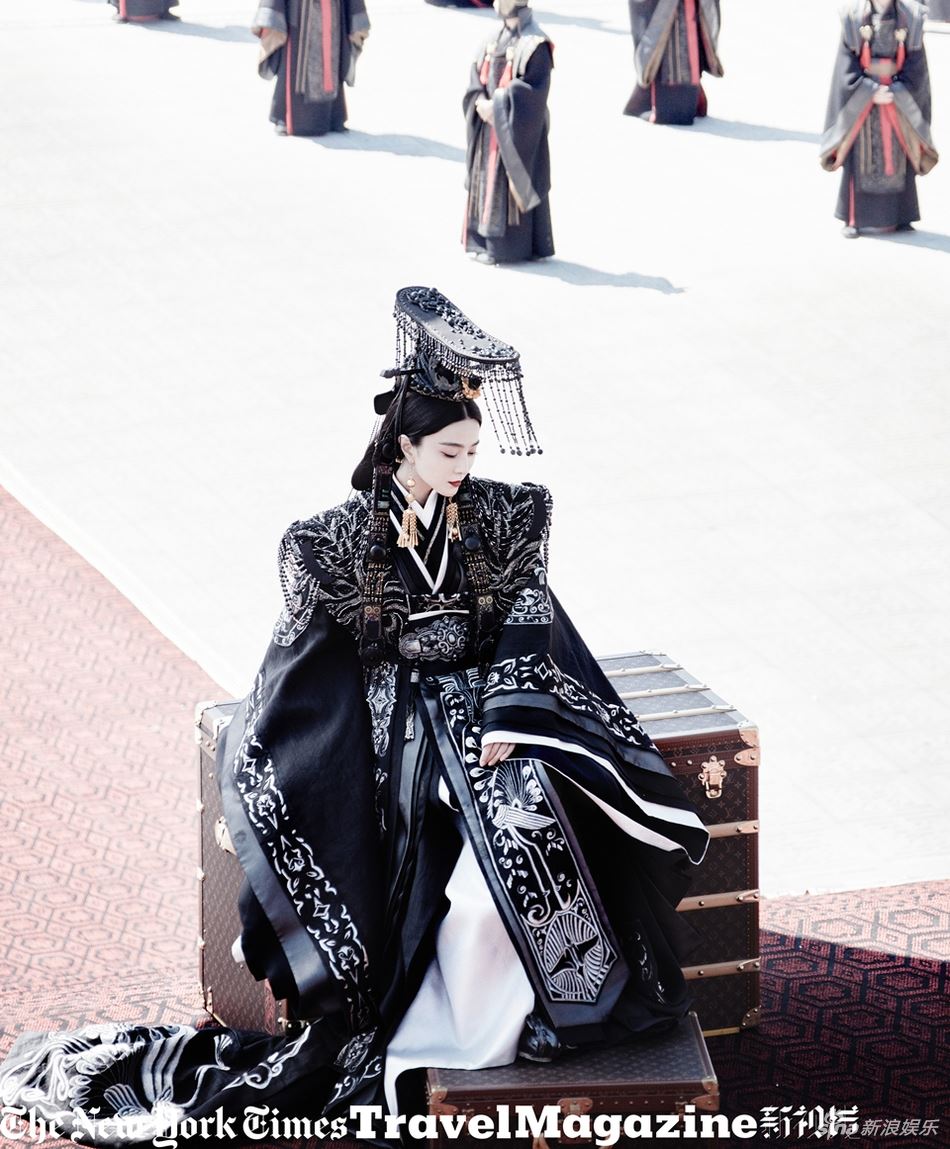 范冰冰古装写真美到吓人！比武则天妆更美艳