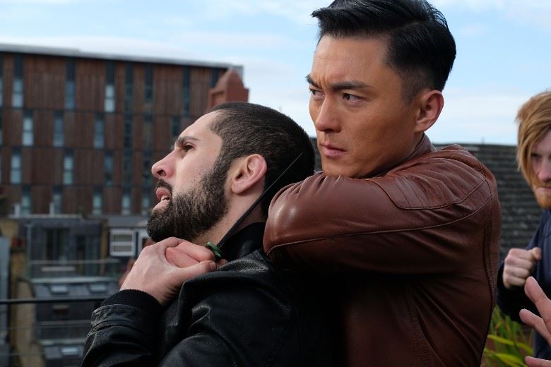 《兄弟》播出啦！杨明化身最帅保镖保护王浩信