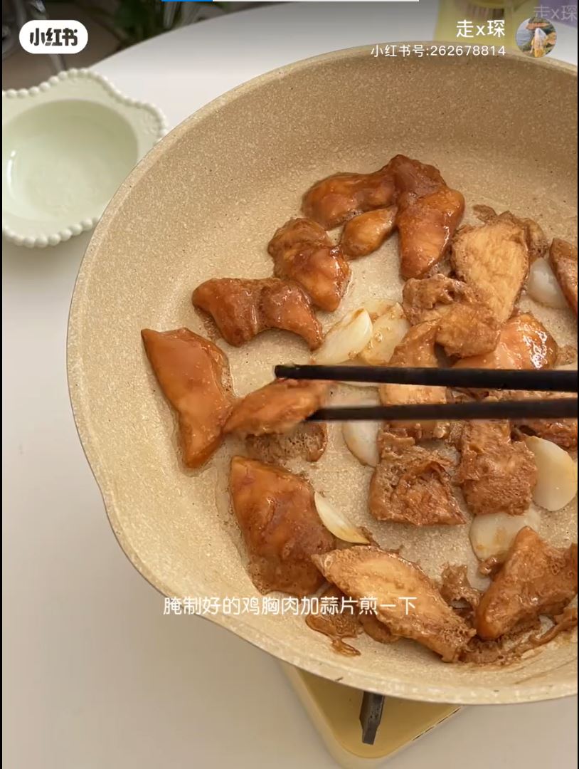 🍜荞麦面居然还能这样煮 ⁉ 🍳「鸡蛋荞麦面煎饼」  