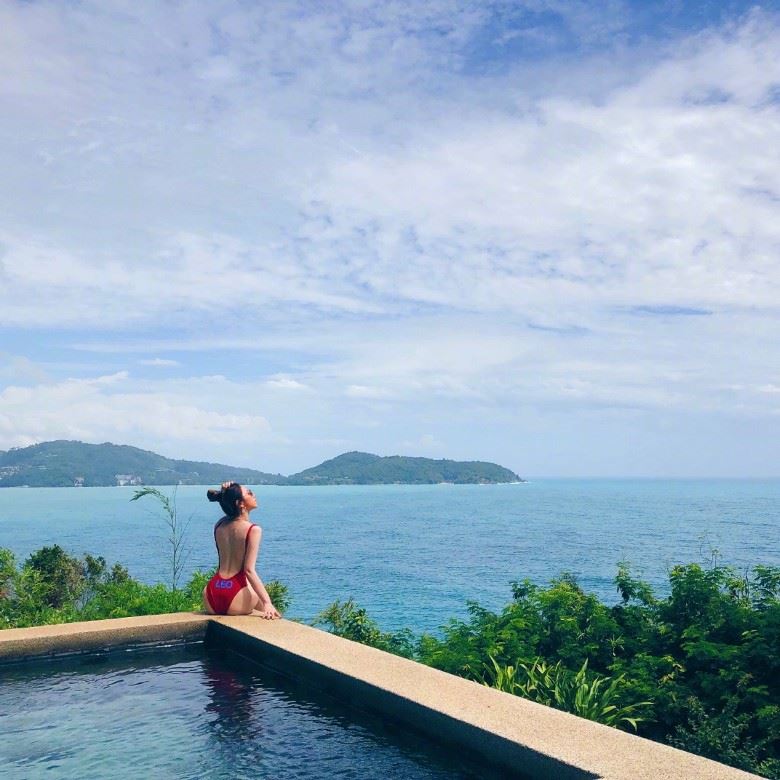 又有福利啊！g.e.m.身穿泳衣晒“优质股”