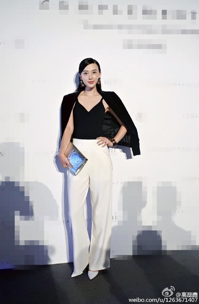 薛之谦与前妻复合！高磊鑫不仅肤白貌美 身材也一级棒