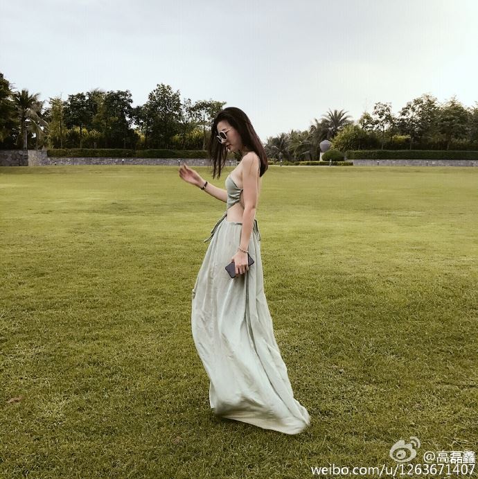 薛之谦与前妻复合！高磊鑫不仅肤白貌美 身材也一级棒