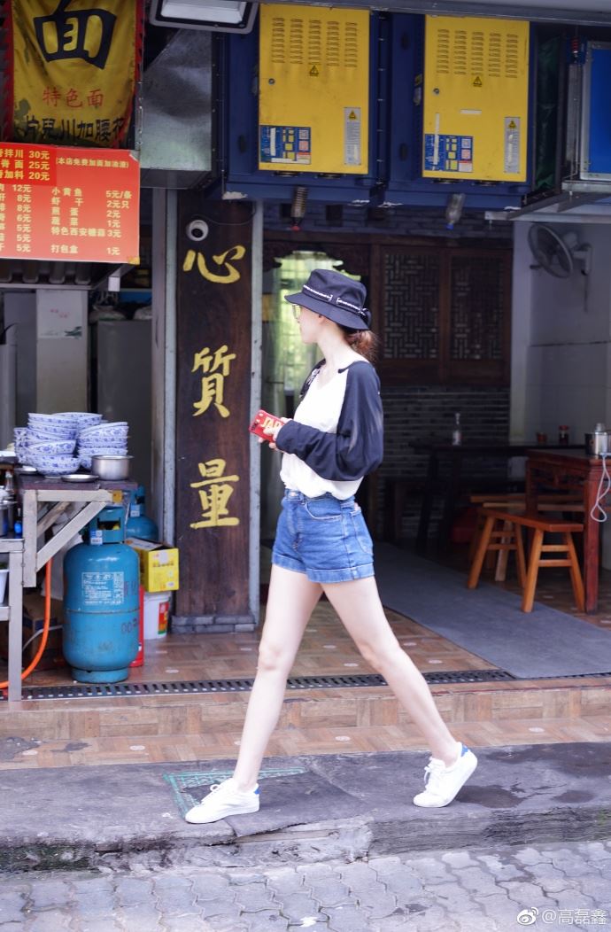 薛之谦与前妻复合！高磊鑫不仅肤白貌美 身材也一级棒