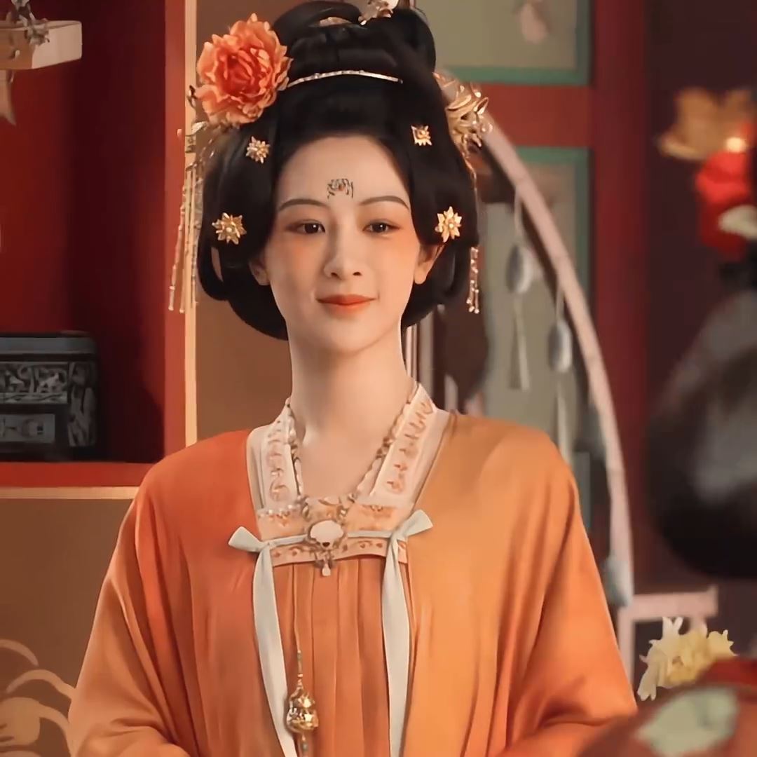 陆剧《国色芳华》杀青啦❗李现、杨紫再续前缘💗