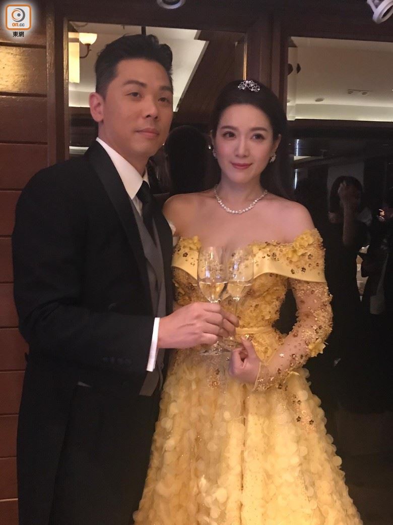 童话主题婚礼！苟芸慧变身贝儿出嫁好梦幻