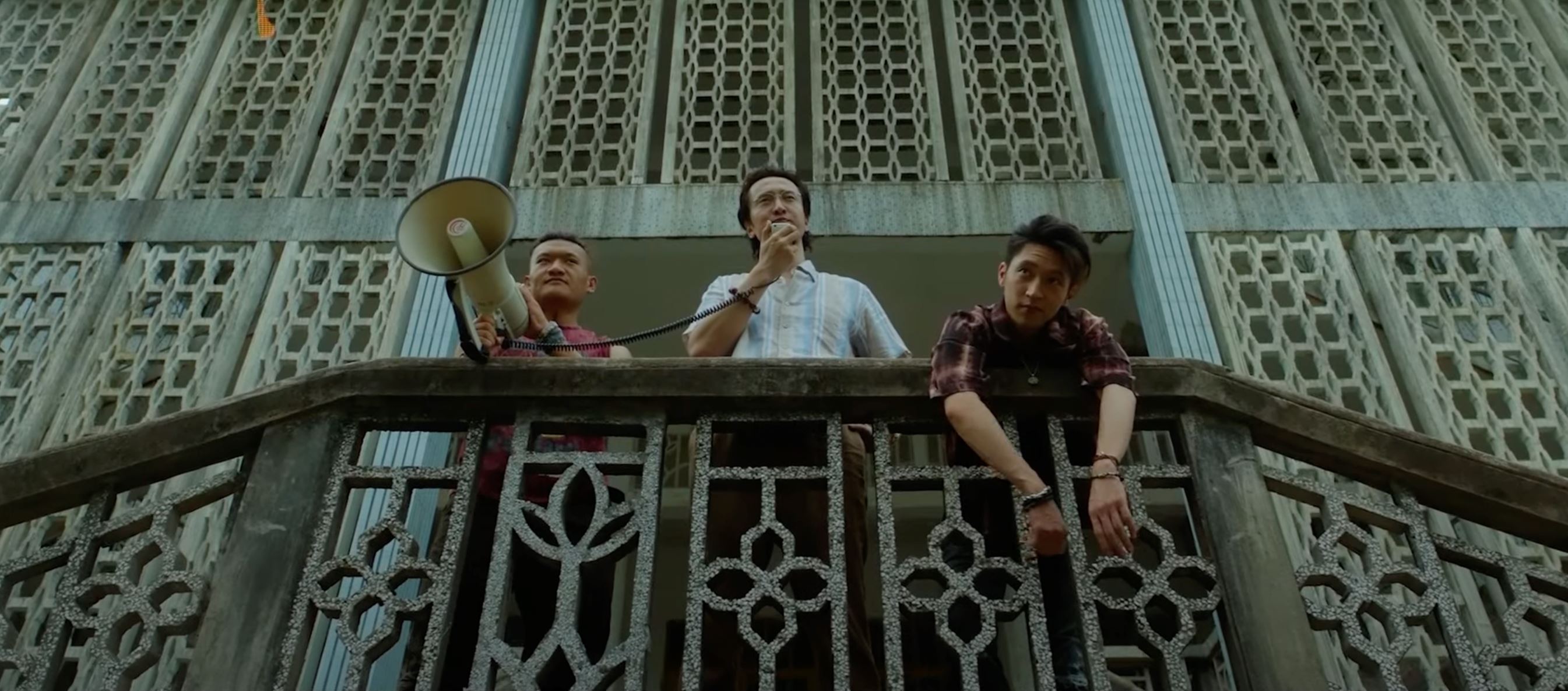 电影孤注一掷隐藏细节❗诈骗集团的作案地点为什么在学校🤔