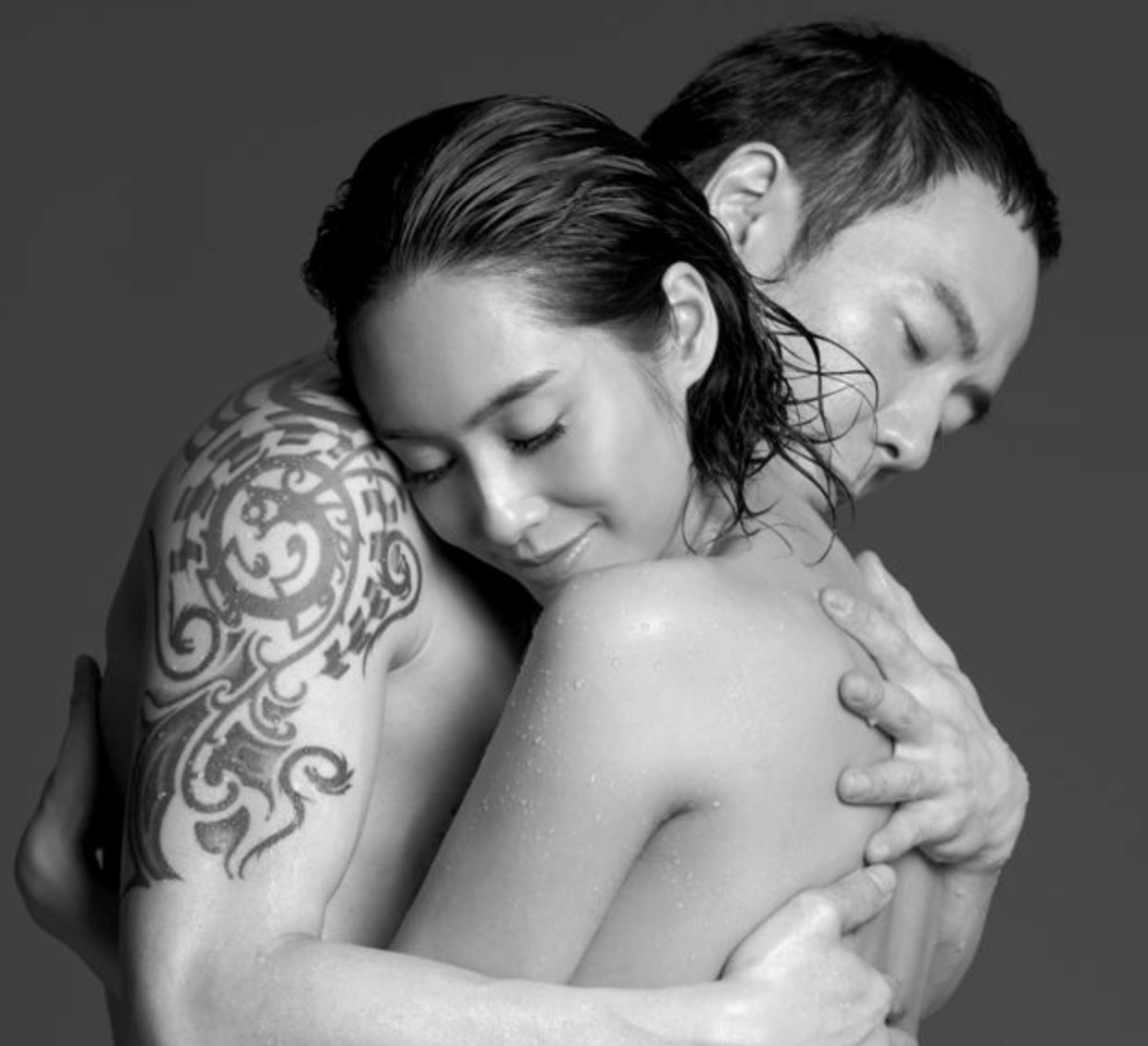 妈妈很伟大！盘点娱乐圈8位高龄妈妈