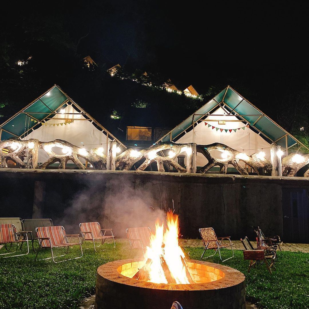 周杰伦昆凌为3岁儿子romeo庆生,开野营趴一家四口超温馨!