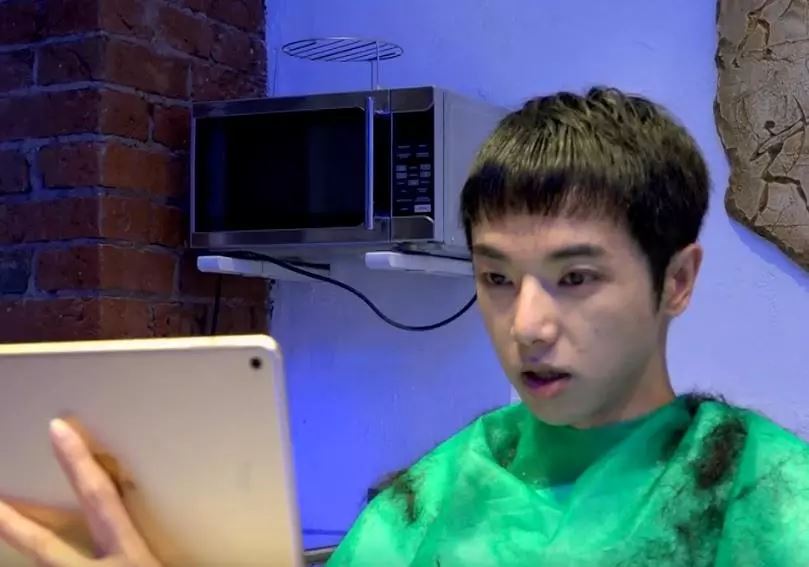 颜值高就是任性!华晨宇8款帅爆表发型!