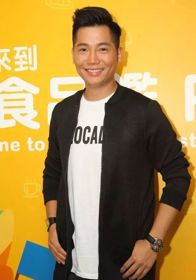 婆婆去世！黄建东上载合照自责不是乖孙：好想念你