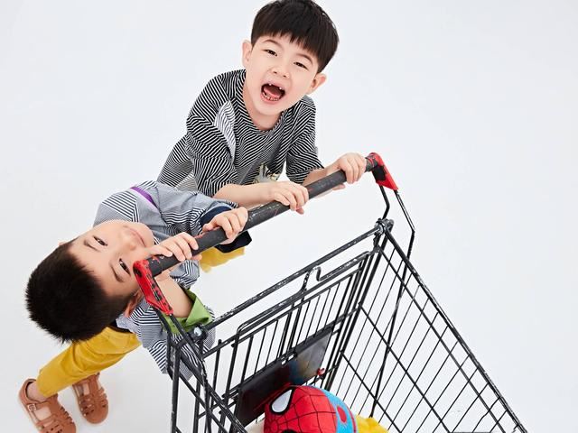 【多图】胡可|安吉|小鱼儿拍母子写真！摄影师大赞两兄弟范儿十足