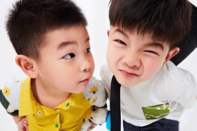 【多图】胡可|安吉|小鱼儿拍母子写真！摄影师大赞两兄弟范儿十足