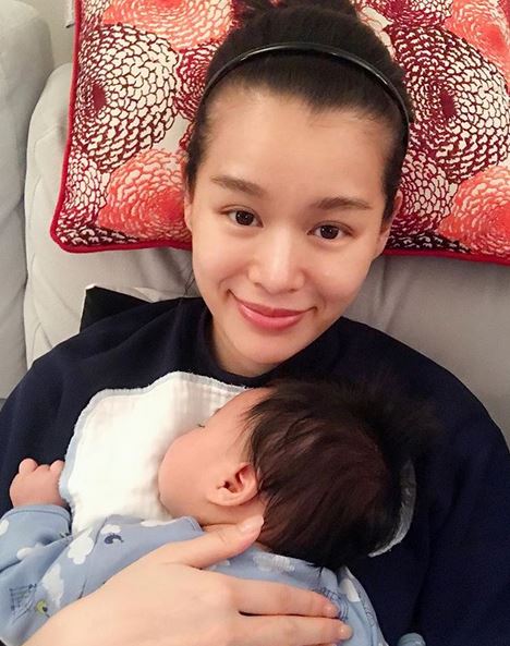 14位女星素颜大公开！谁妆前妆后都一样靓？