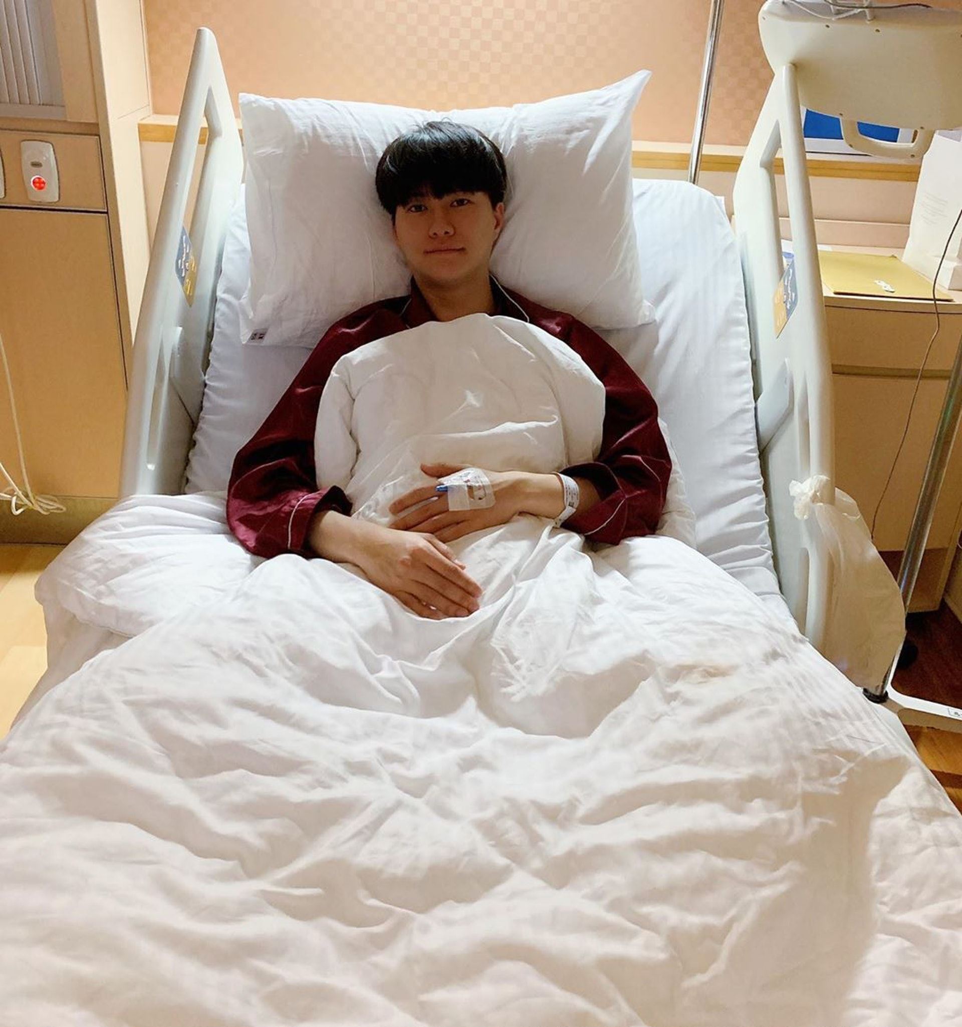 拍《降魔的2.0》疑似撞到头！胡鸿钧：有少少失忆