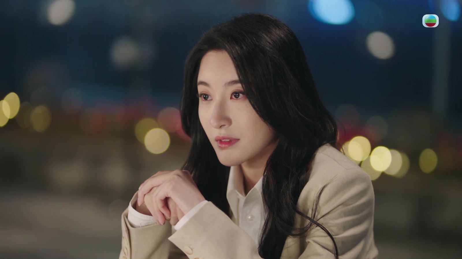 tvb《黑色月光》林夏薇一集换6套衣❗你最爱哪一套❓