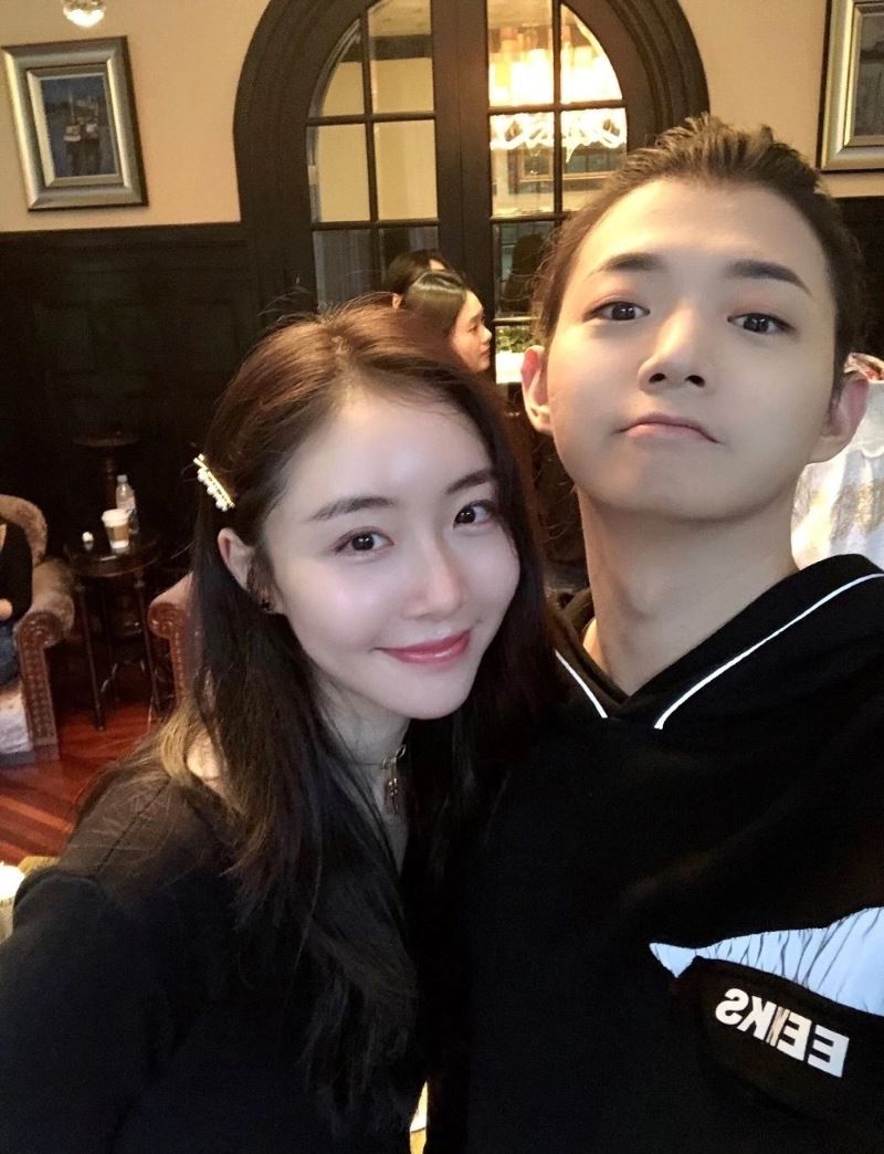 霍尊被爆劈腿还调侃节目很low❗️《披荆斩棘的哥哥》官宣霍尊已退出录制