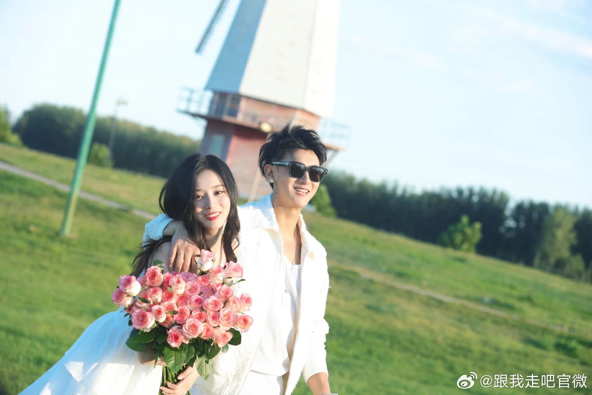 归国三子剩张艺兴是单身❗️鹿晗关晓彤稳定交往7年💗