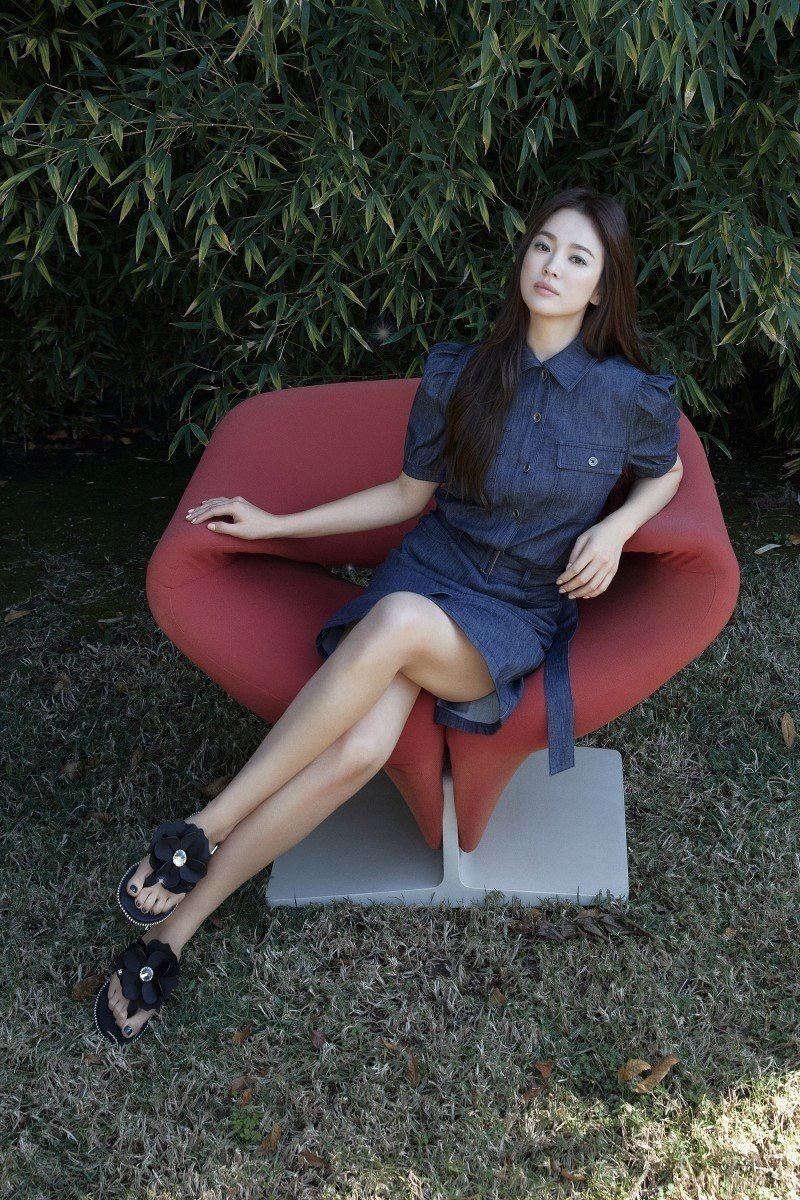 【多图】美爆！宋慧乔沙滩feel美照曝光，简单朴素优雅美丽！