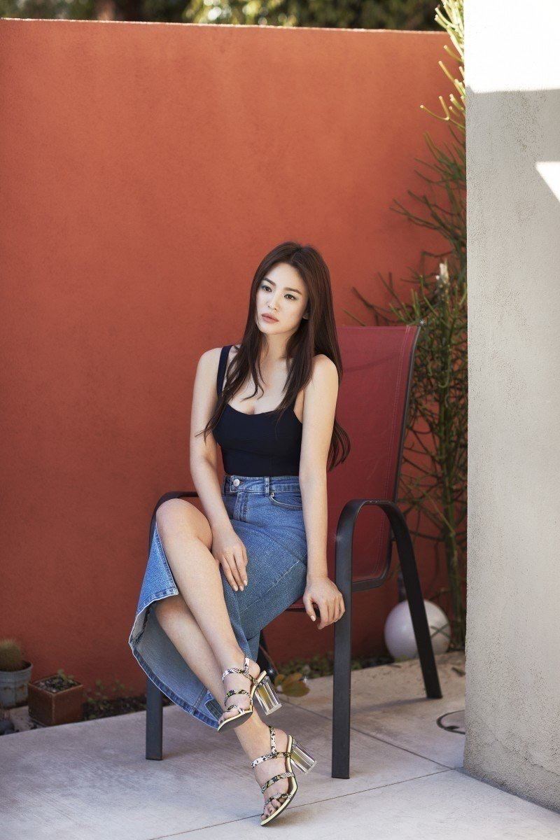 【多图】美爆！宋慧乔沙滩feel美照曝光，简单朴素优雅美丽！