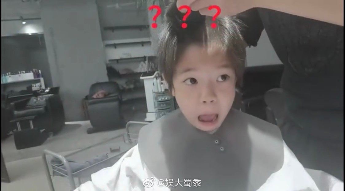 嗯哼寸头照好帅！清爽又可爱，网民：有霸道总裁 feel！