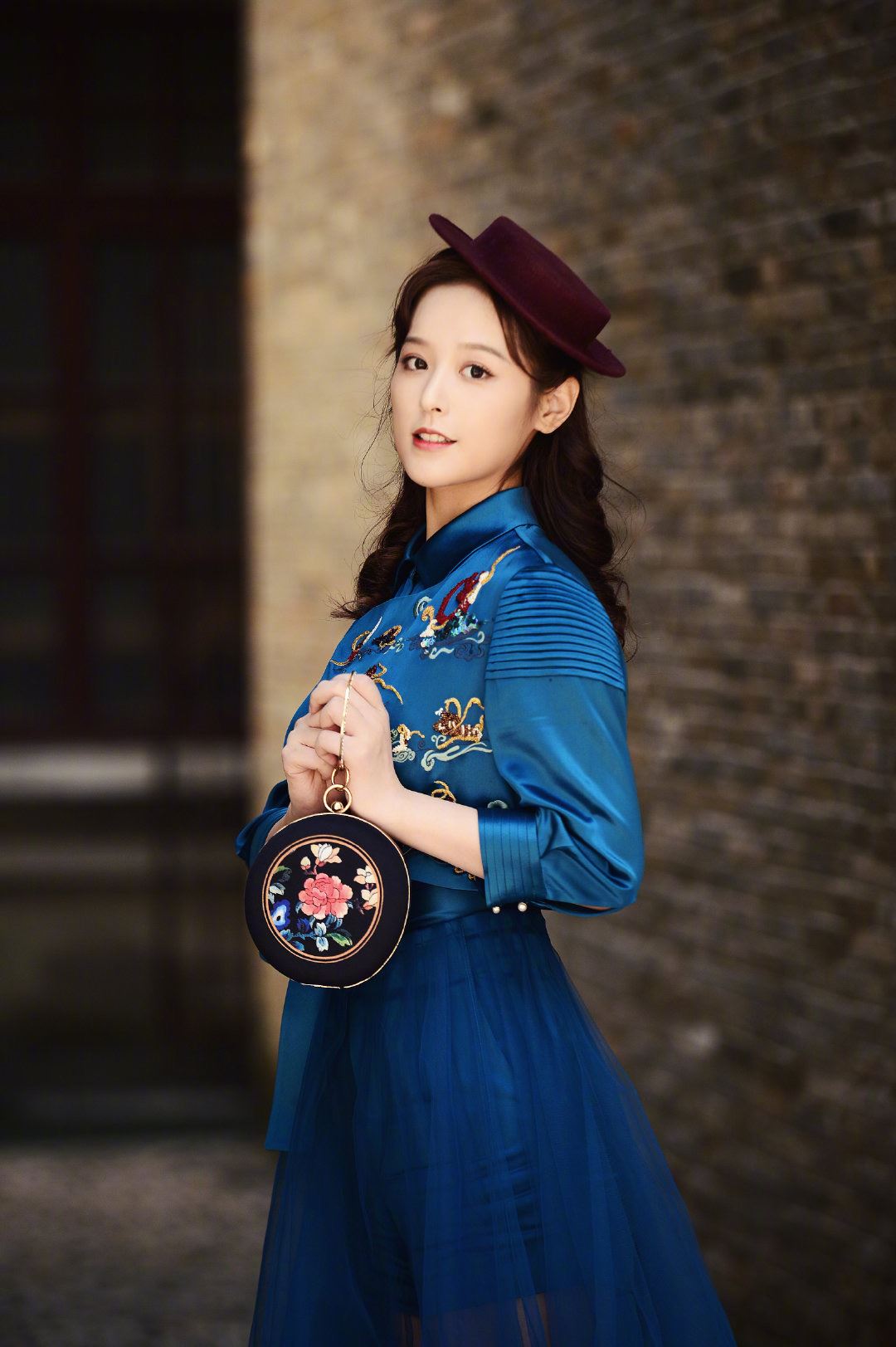 【多图】《青春有你2》训练生完美驾驭旗袍装,身材苗条超漂亮的!