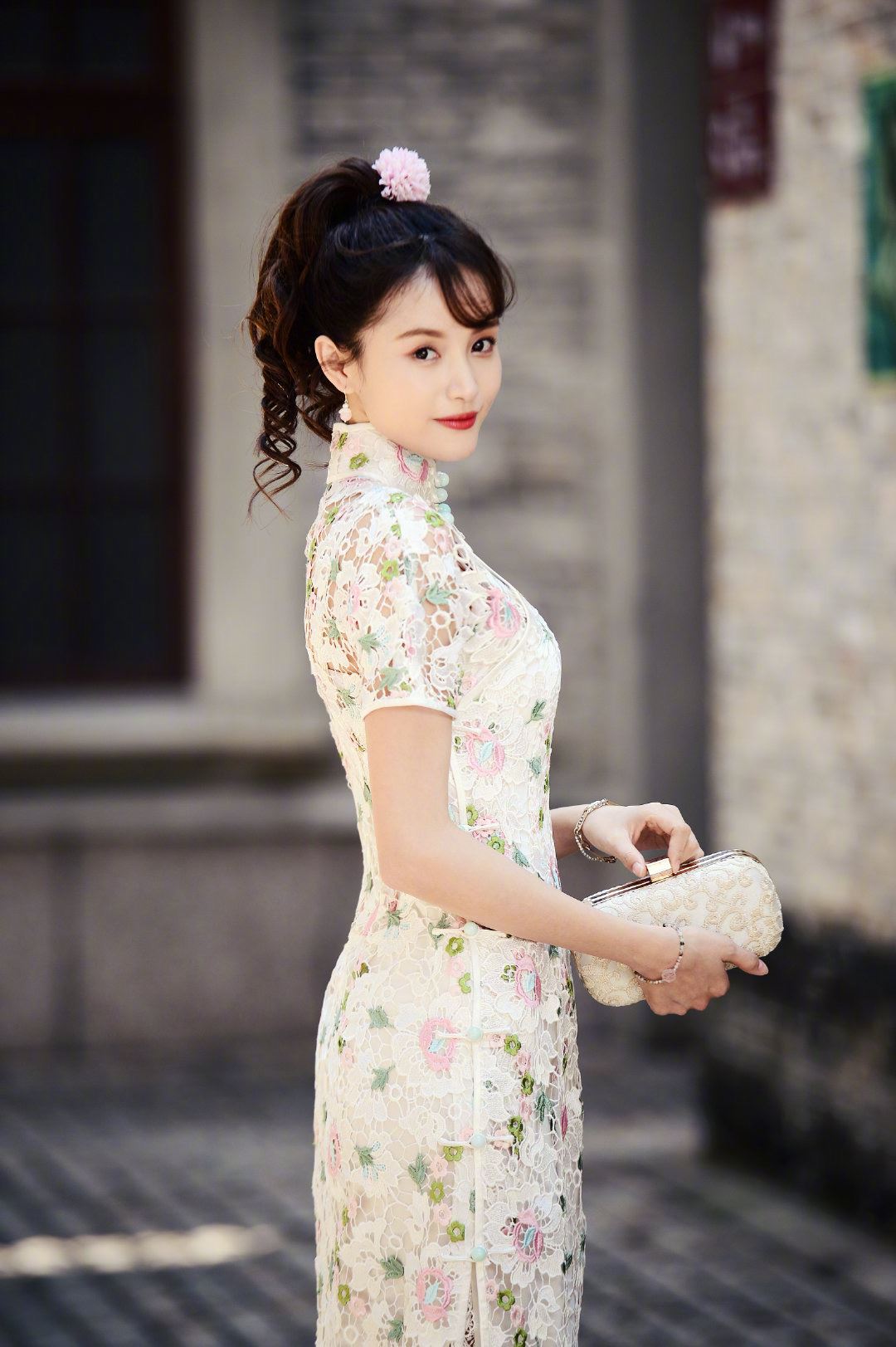 【多图】《青春有你2》训练生完美驾驭旗袍装,身材苗条超漂亮的!