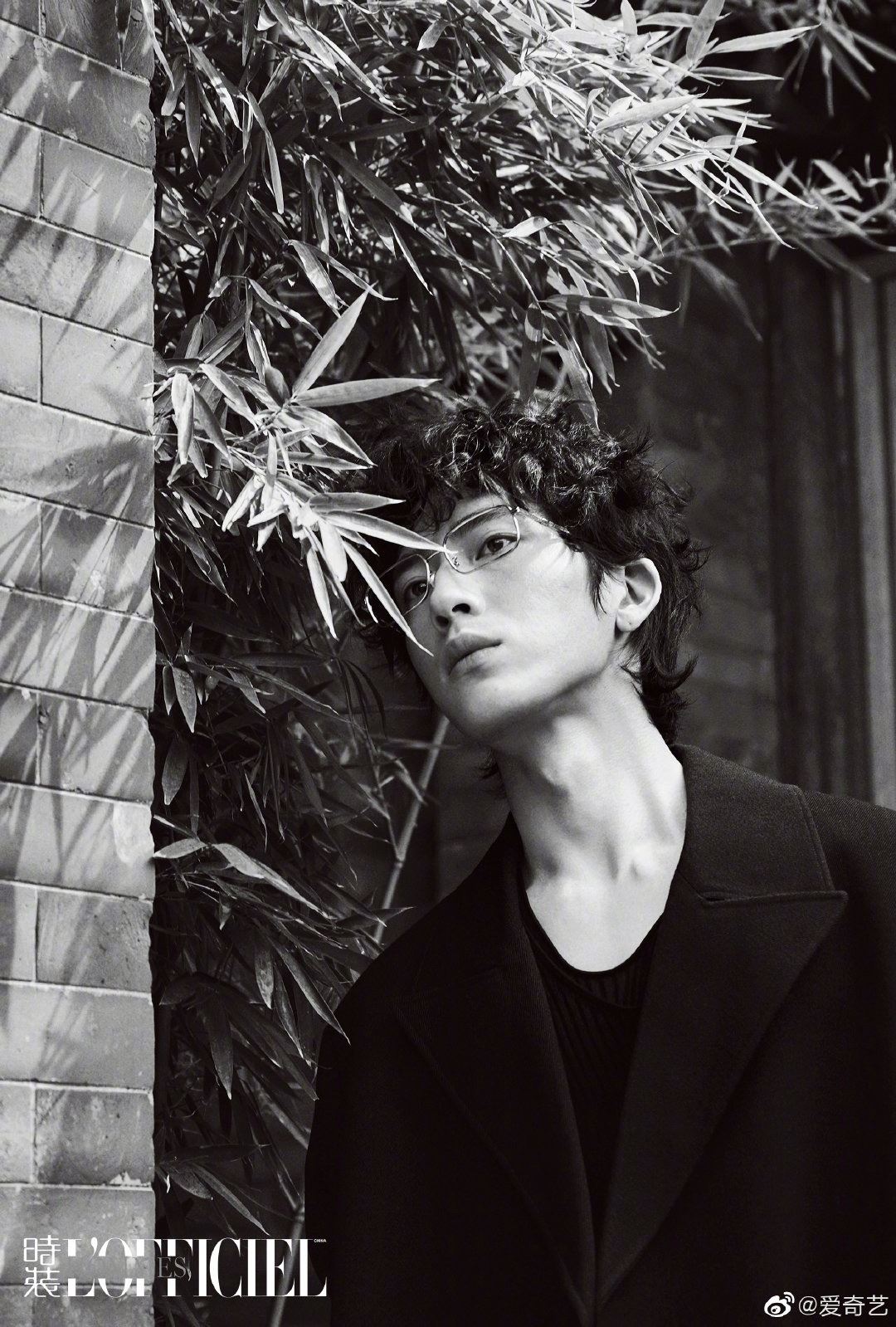 【多图】井柏然杂志大片曝光！一头羊毛穿着简单超帅！