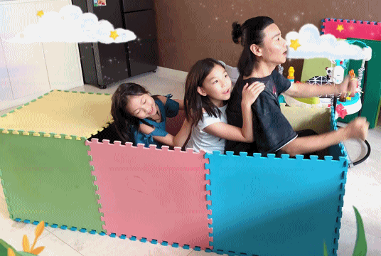 蔡少芬为老公张晋庆生，分享子女刚出生的照片：我把命都给你！