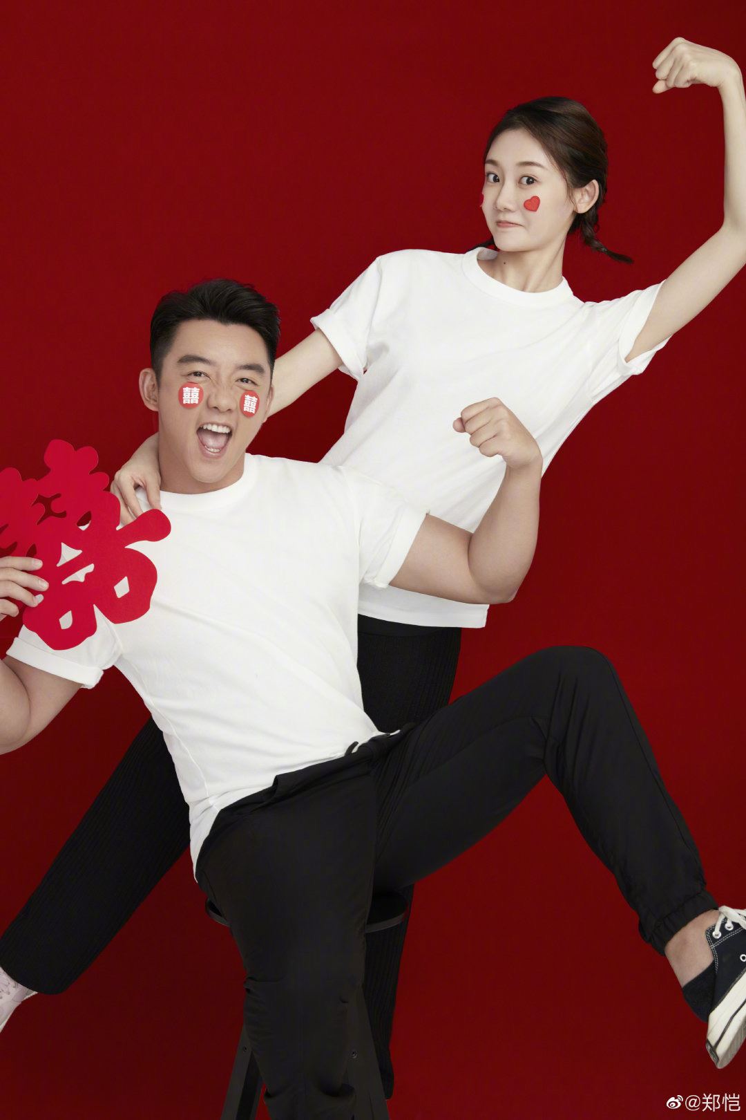 恭喜！郑恺苗苗宣布结婚，互发文：我们结婚啦！