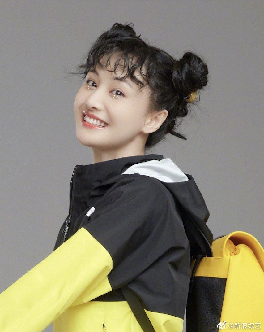 【多图】《奇妙小森林》郑爽海报图曝光！泡面刘海丸子头超元气！