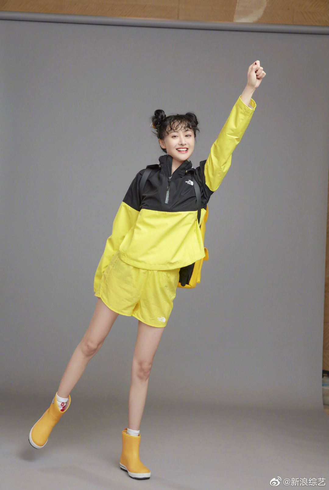 【多图】《奇妙小森林》郑爽海报图曝光！泡面刘海丸子头超元气！