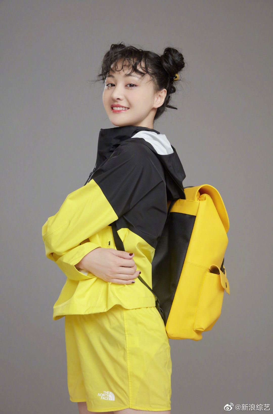 【多图】《奇妙小森林》郑爽海报图曝光！泡面刘海丸子头超元气！