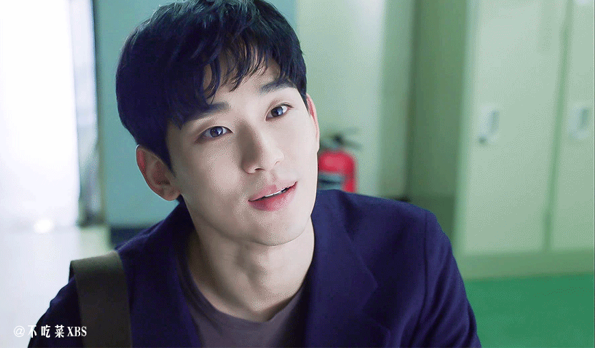 金秀贤新剧首播晒精致腹肌！大秀身材强势回归！