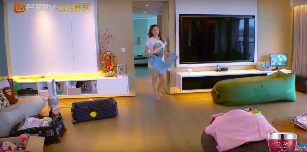 陈小春豪宅首次公开！jasper房间随时大过你的家