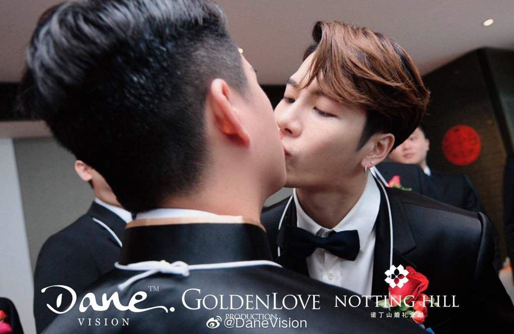 【多图】王嘉尔当伴郎帅气高清图曝光啦！