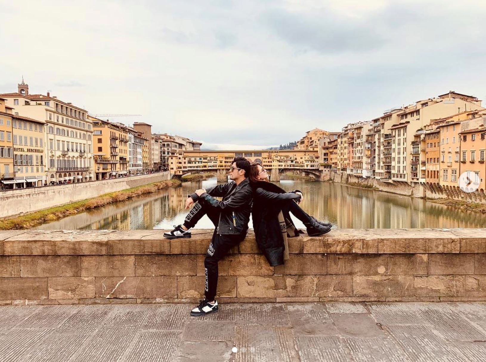 【多图】结婚4周年！周杰伦、昆凌重回5年前约会地点！超甜～