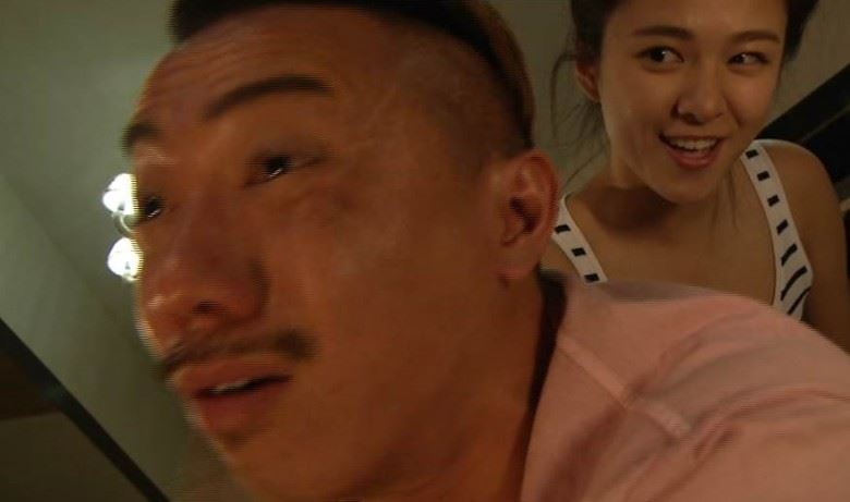 《夸世代》一样激！张继聪江嘉敏切磋武技 打至女上男下　