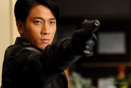 个个又型又高大!盘点香港娱乐圈7大御用警察演员!