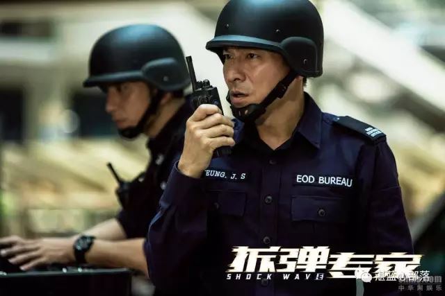 个个又型又高大!盘点香港娱乐圈7大御用警察演员!