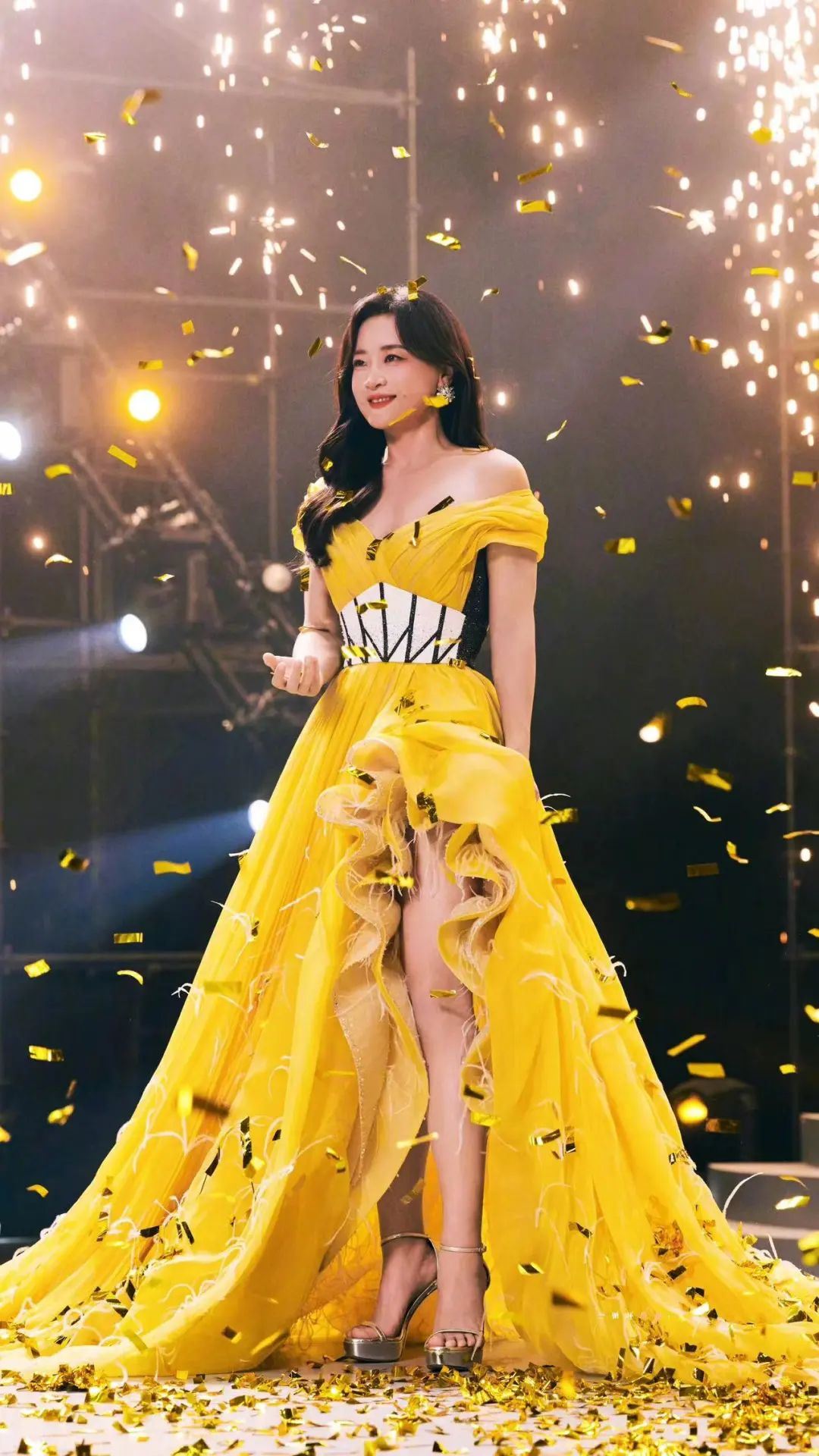 瘦了后观众缘反而变不好❗贾玲8字回应🔥