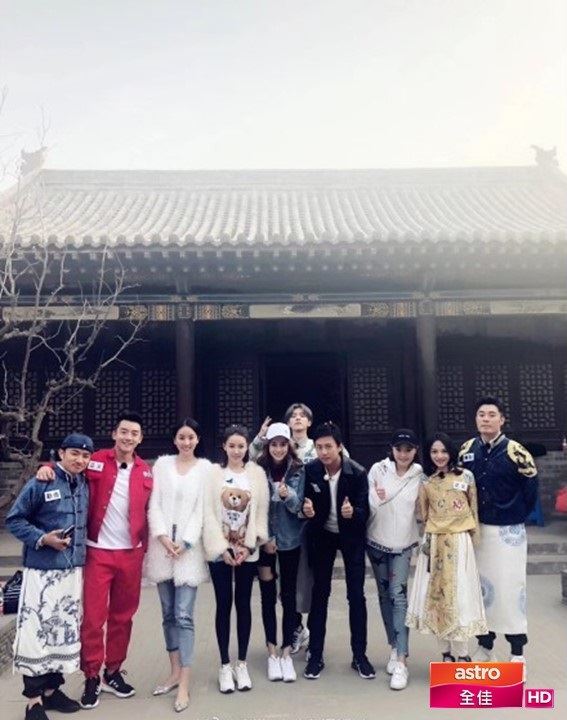 张韶涵、伐木累合唱引发尖叫 山西玩“穿越”回古代创业