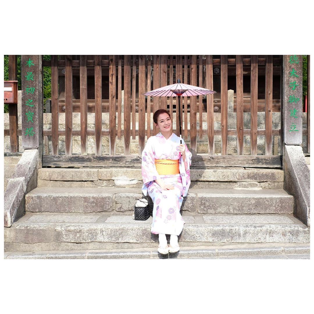 【多图】吕慧仪日本和服体验！晒出43寸长腿超吸眼