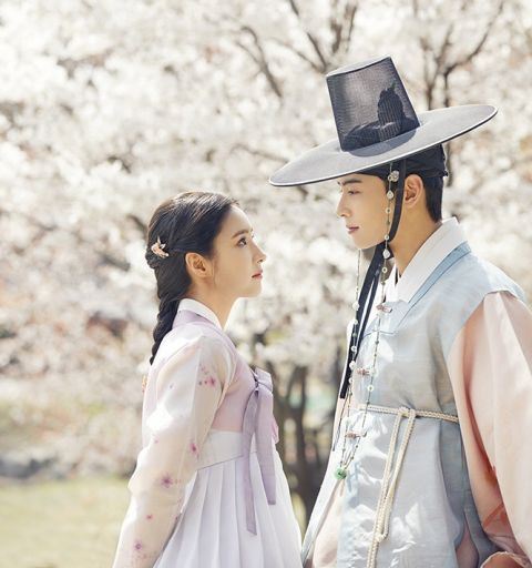 车银优新剧韩服造型曝光!盘点7位古装造型男神