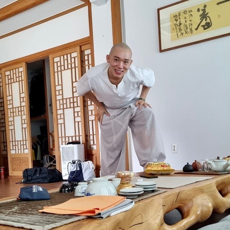 韩国高颜值和尚爆红❗ig粉丝激增3万人😲