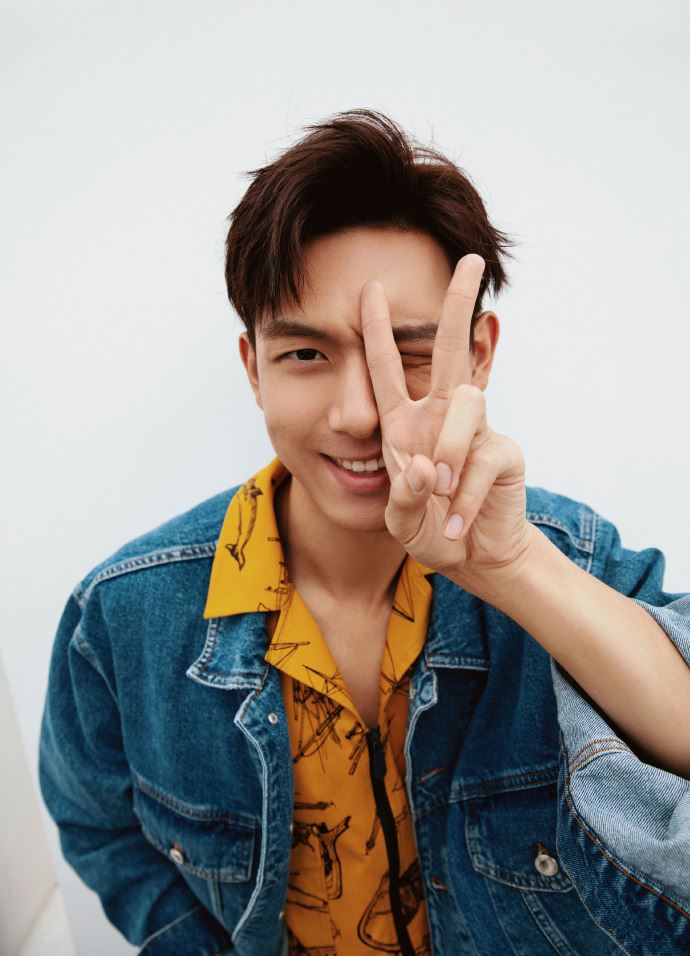 《亲爱的，热爱的》电竞男神遭起底！man爆腹肌照曝光