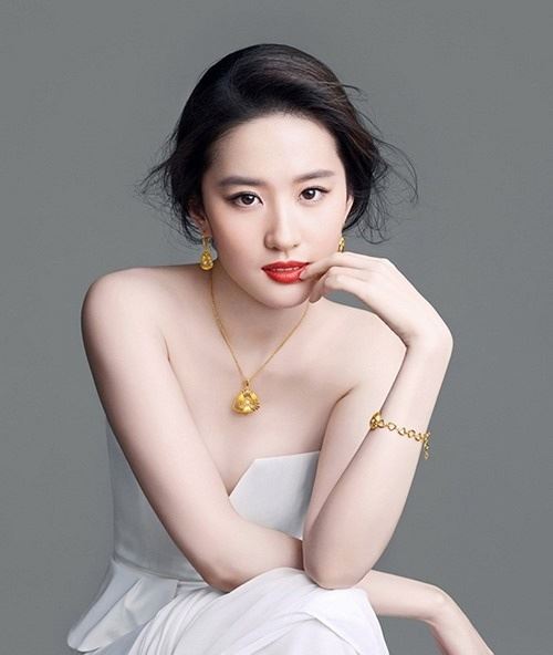 超高颜值cp组合引热议！刘亦菲将与他合演大热漫画改编电视剧《南烟斋笔录》