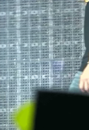 李宗泫认了和郑俊英的变态对话！之前碰触女偶像过程全被网友挖出来