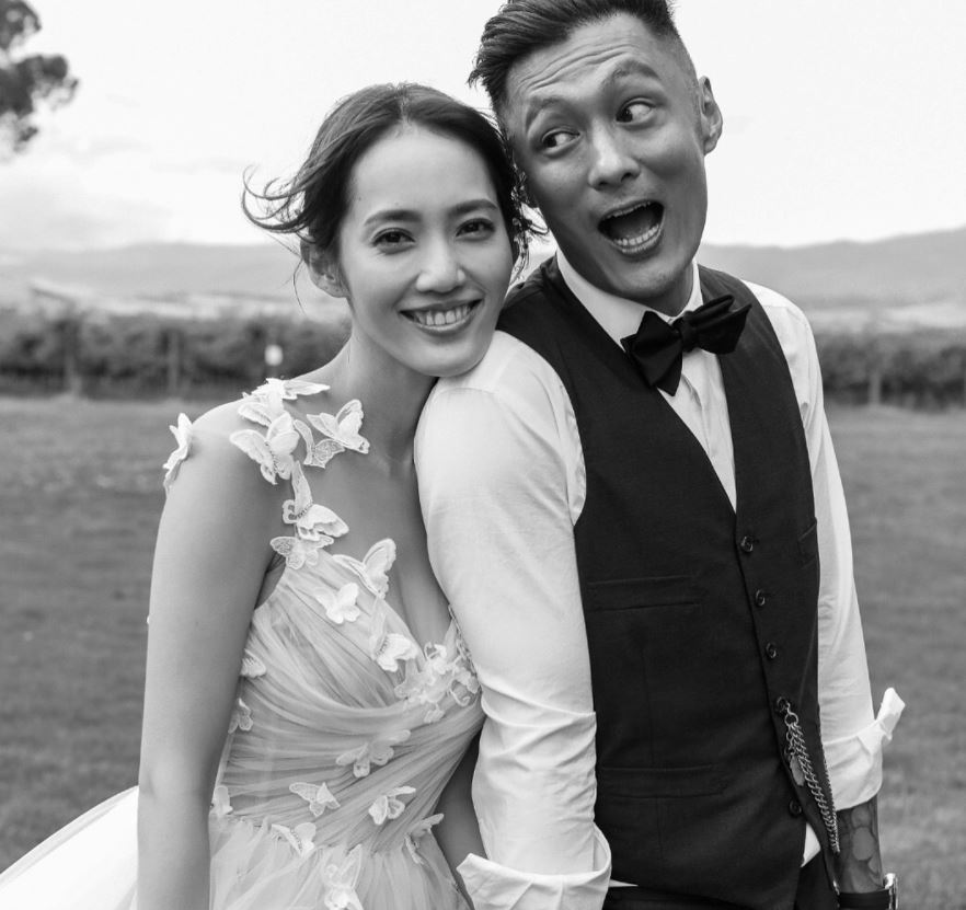 高清婚照新鲜出炉！余文乐王棠云澳洲完婚 彭于晏也在场