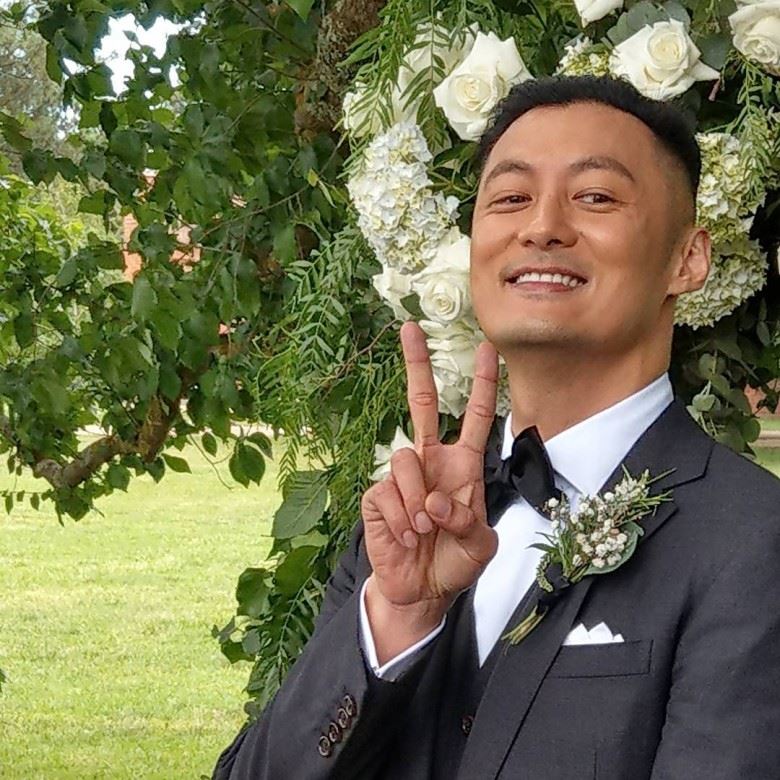 高清婚照新鲜出炉！余文乐王棠云澳洲完婚 彭于晏也在场